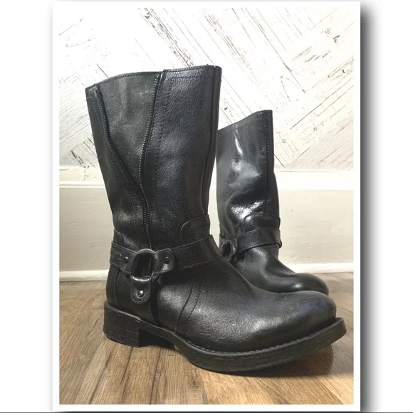 {Liberto} Moto Distressed Boots - Picture 2 of 13